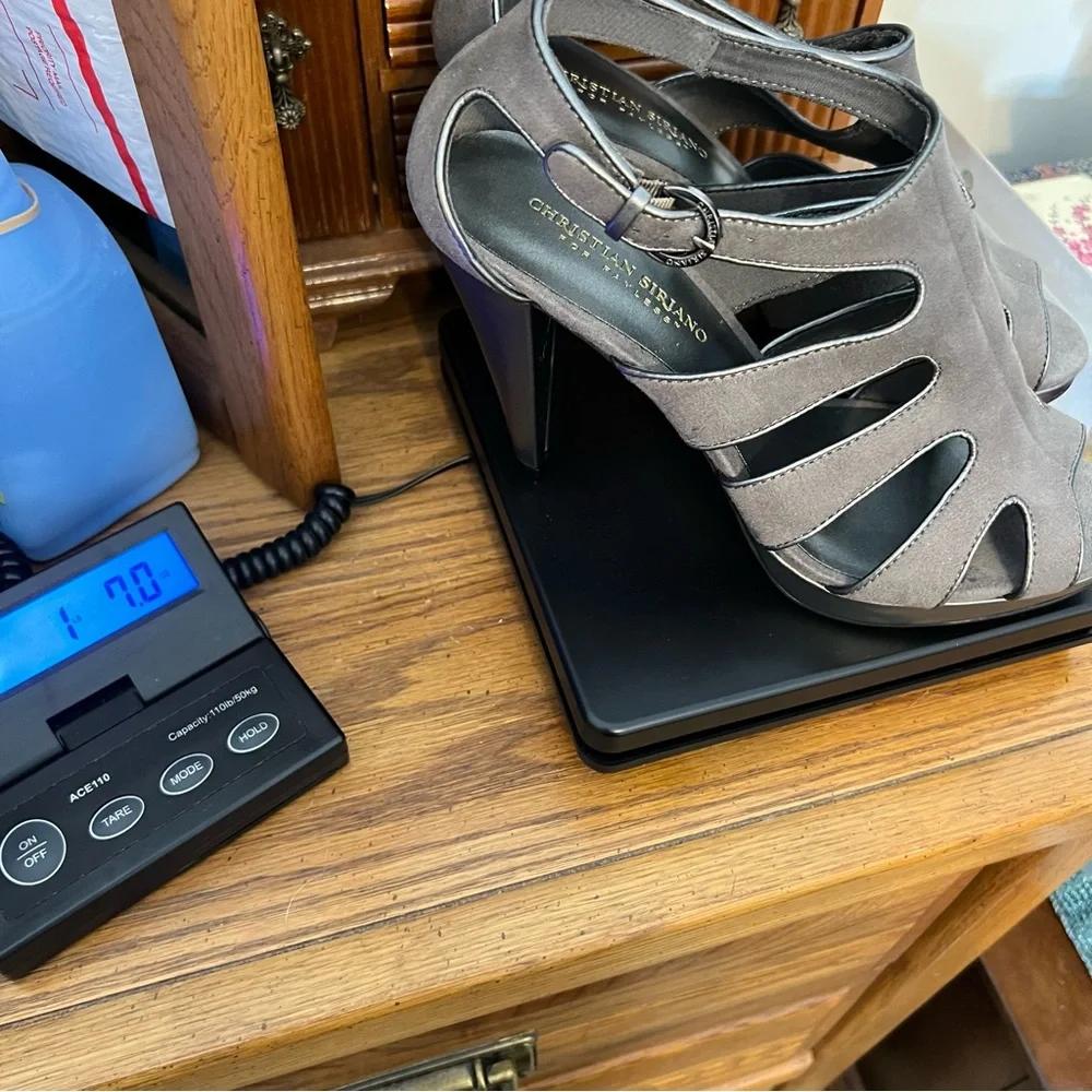 Christian Siriano for Payless High Heel Shoes 10 Open Toe Buckle faux suede gray